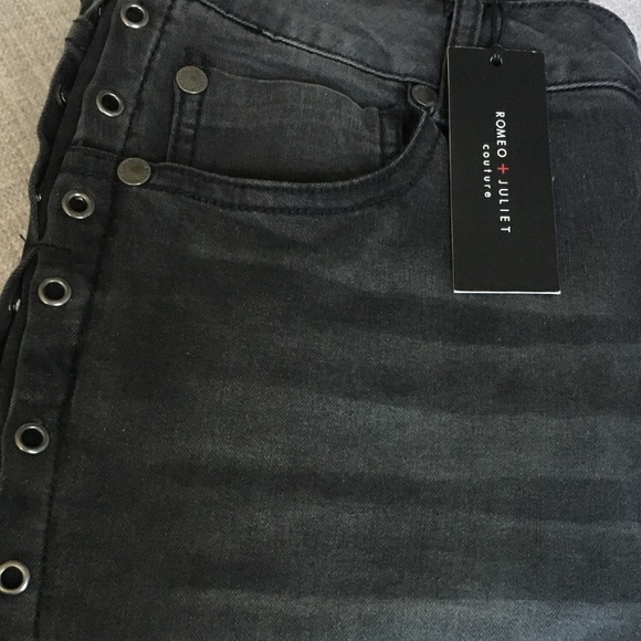 NWT Romeo + Juliet Couture black jeans - Picture 4 of 5